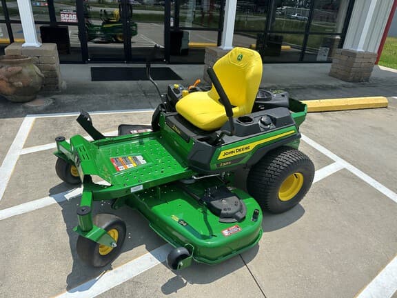 Image of John Deere Z325E equipment image 3