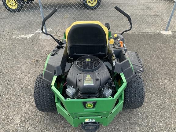 Image of John Deere Z325E equipment image 2