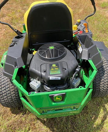 Image of John Deere Z325E equipment image 1