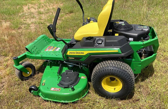 Image of John Deere Z325E equipment image 2