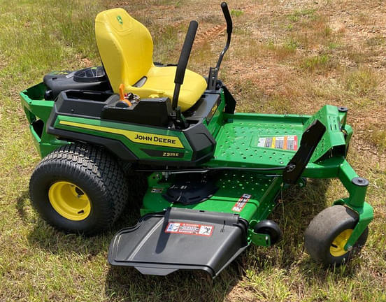 Image of John Deere Z325E equipment image 3