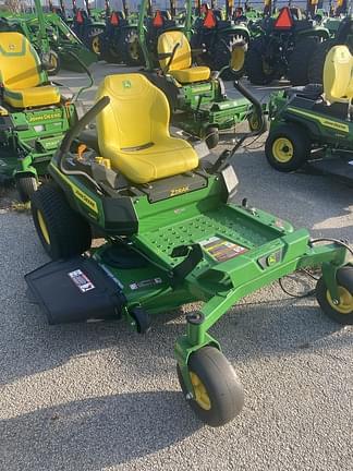 Image of John Deere Z325E equipment image 1