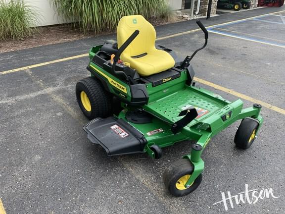 Image of John Deere Z325E Primary image