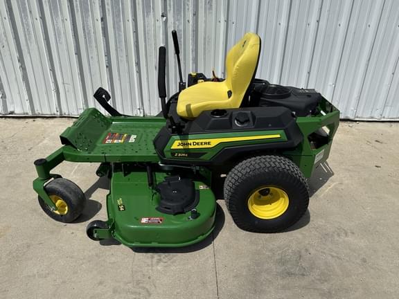 Image of John Deere Z325E Primary image