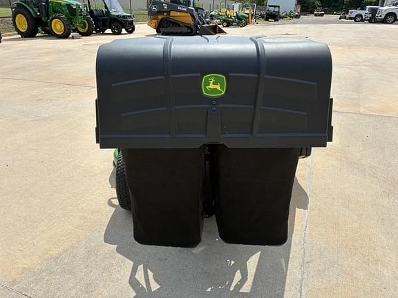 Image of John Deere Z325E equipment image 3