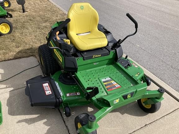 Image of John Deere Z325E Image 1