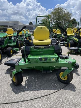 Image of John Deere Z325E Image 1