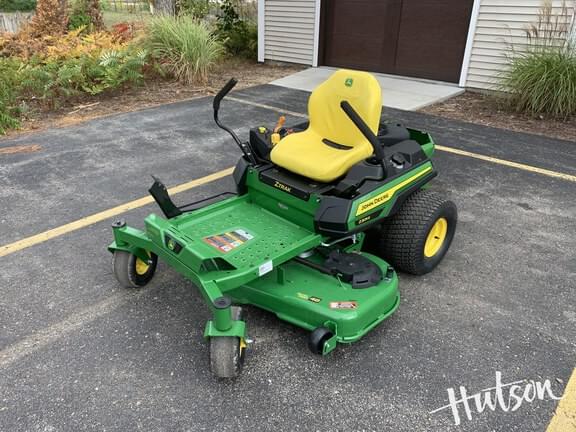 Image of John Deere Z325E equipment image 1