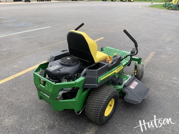 Image of John Deere Z325E equipment image 3