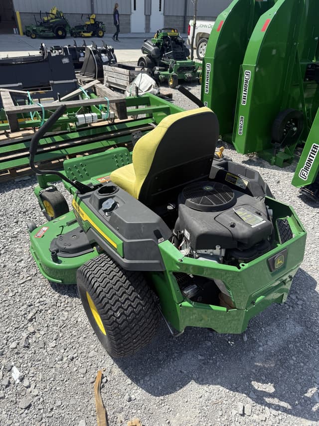Image of John Deere Z325E equipment image 1