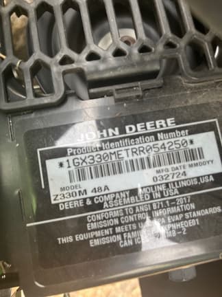 Image of John Deere Z330M equipment image 4