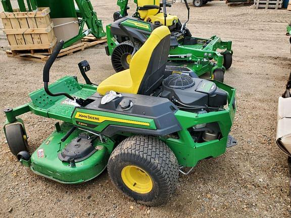 Image of John Deere Z330M equipment image 1