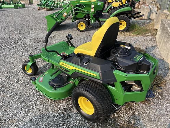 Image of John Deere Z330M equipment image 3