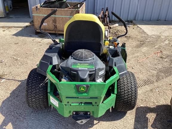 Image of John Deere Z330M equipment image 3