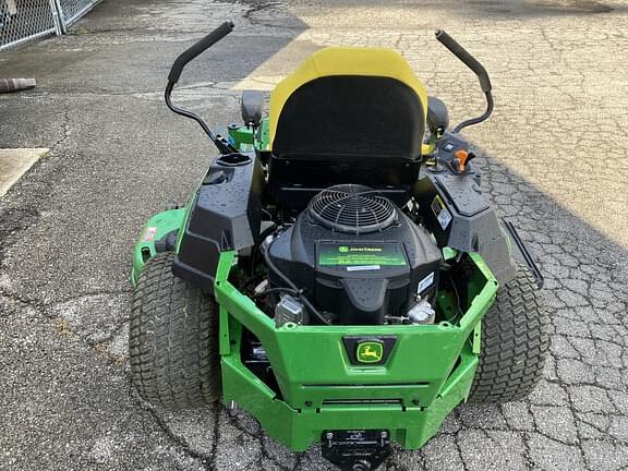 Image of John Deere Z330R equipment image 3