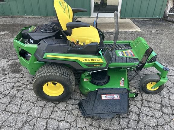 Image of John Deere Z330R equipment image 2