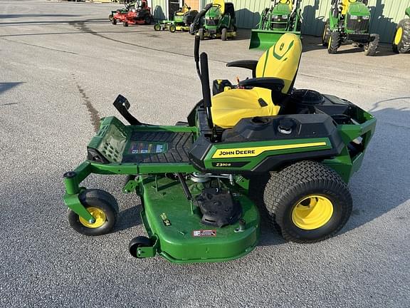 Image of John Deere Z330R equipment image 1