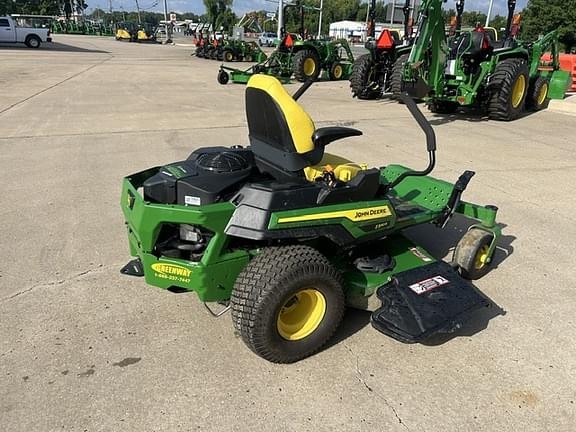 Image of John Deere Z330R equipment image 2