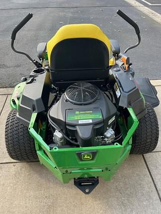 Image of John Deere Z330R equipment image 3