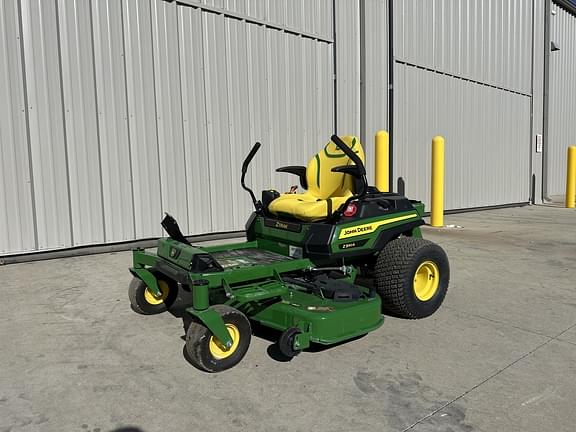 Image of John Deere Z330R equipment image 1