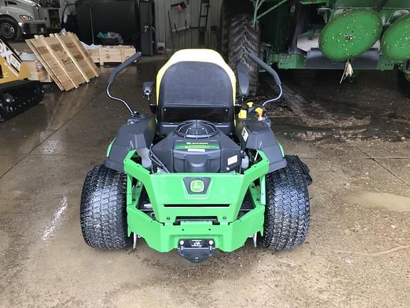 Image of John Deere Z330R equipment image 4