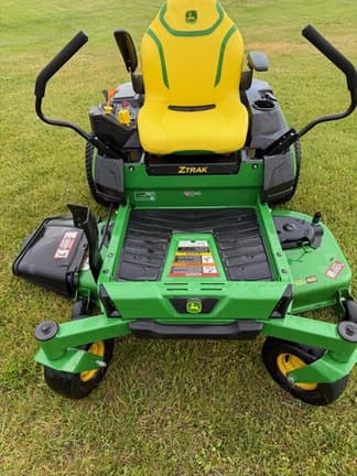 Main image John Deere Z330R