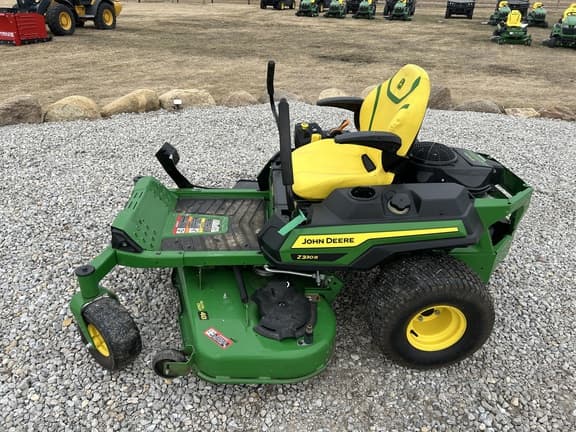 Image of John Deere Z330R equipment image 1
