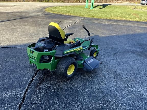 Image of John Deere Z330R equipment image 4