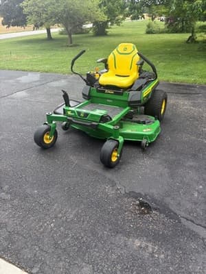 2024 John Deere Z330R Image