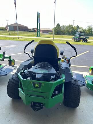 Image of John Deere Z330R equipment image 3