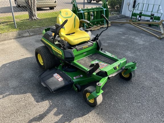 Image of John Deere Z330R equipment image 2