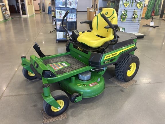 2024 John Deere Z370R Equipment Image0