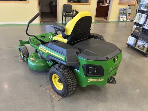 Image of John Deere Z370R equipment image 1
