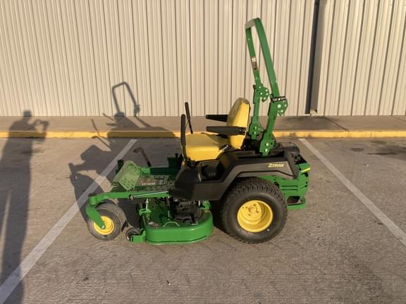 Image of John Deere Z515E equipment image 3