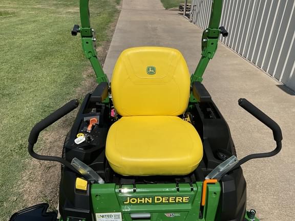Image of John Deere Z515E equipment image 4