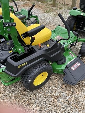 Image of John Deere Z515E equipment image 1