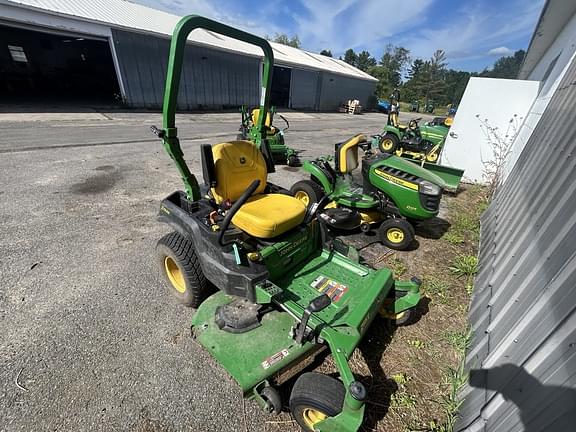 Image of John Deere Z515E equipment image 1