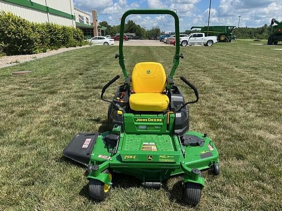 Image of John Deere Z515E equipment image 1