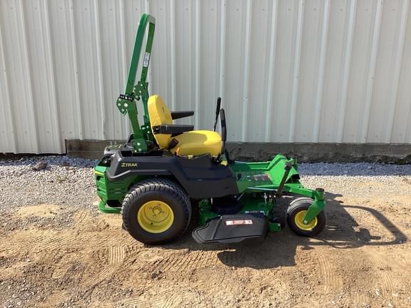 Image of John Deere Z515E equipment image 1