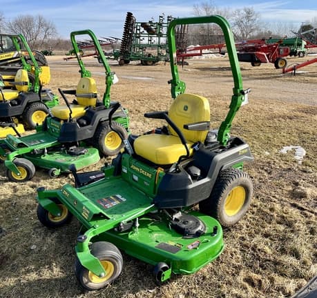 Image of John Deere Z515E equipment image 1