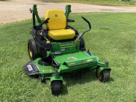 Image of John Deere Z515E equipment image 1