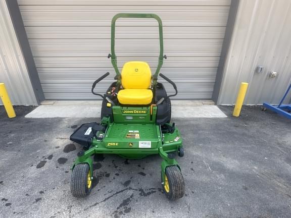 Image of John Deere Z515E equipment image 3