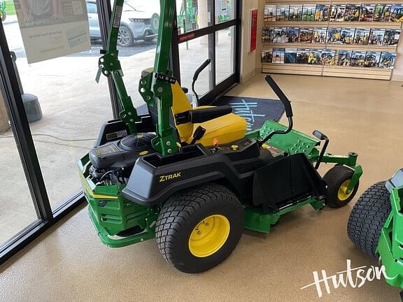 Image of John Deere Z515E equipment image 2
