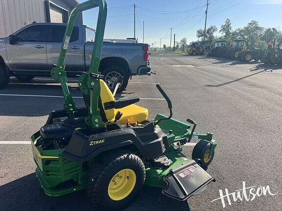 Image of John Deere Z515E equipment image 2
