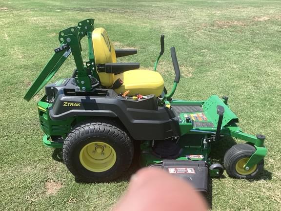 Image of John Deere Z530M equipment image 1