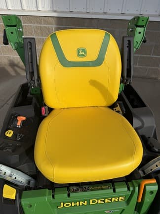 Image of John Deere Z530M equipment image 4