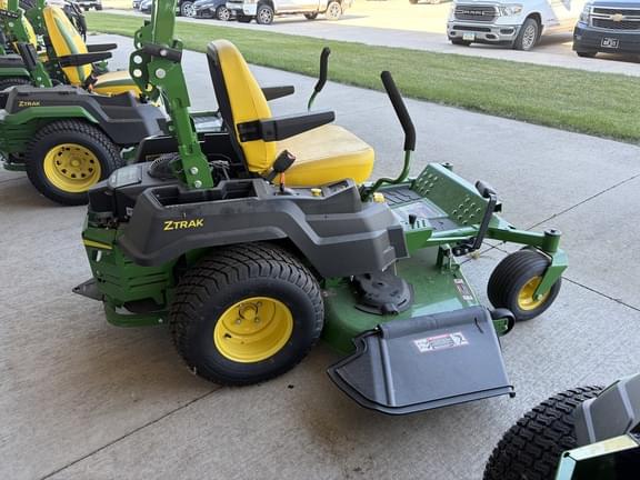 Image of John Deere Z530M equipment image 2