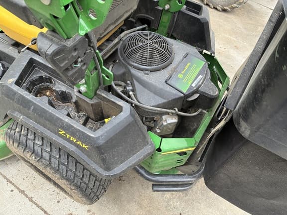 Image of John Deere Z530M equipment image 3