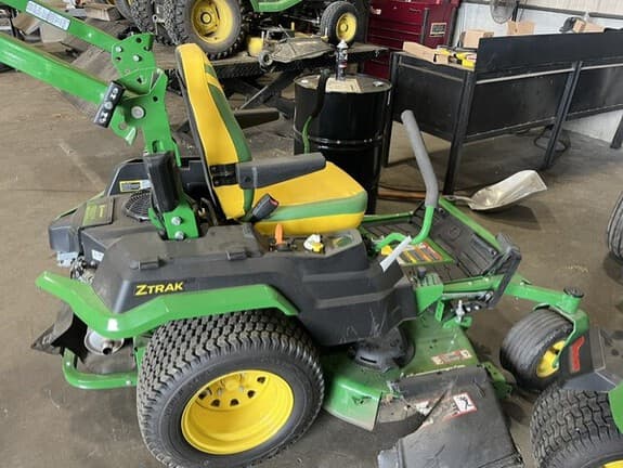 Image of John Deere Z530R equipment image 1
