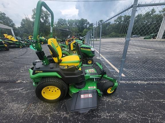 Image of John Deere Z545R equipment image 3
